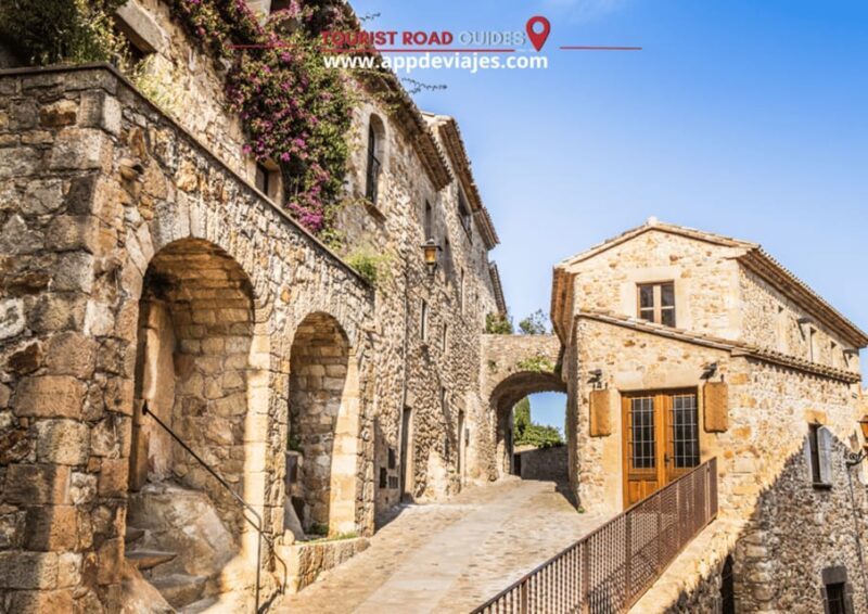 Barcelona: Dalí, Portlligat House-Museum & Cadaqués - Who Should Consider This Tour?