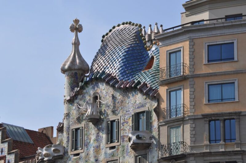 Barcelona: Discover Gaudi Architectural Guided Tour - FAQ