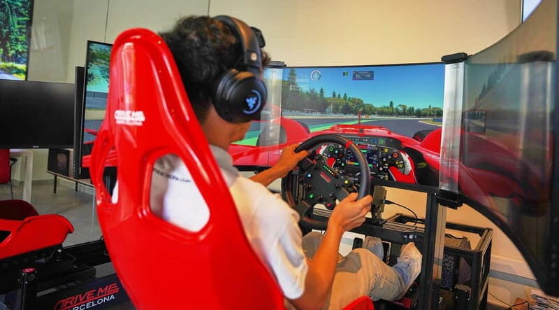 Barcelona: Driving simulator Experience (SIM Racing) - Key Points