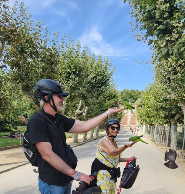 Barcelona: e-scooter and Bike tour - The Heart of the Experience: What to Expect