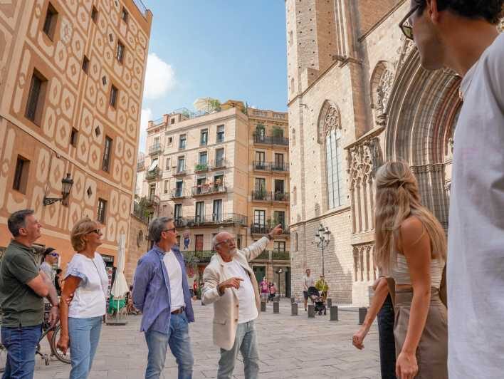 Barcelona: El Born and Gothic Quarter Wine & Tapas Bar Tour - A Deep Dive into the Experience
