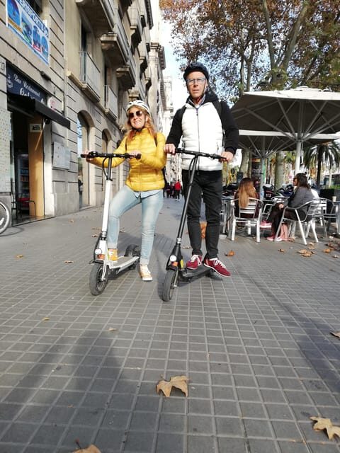Barcelona: Electric scooter tour along the promenade and parks - Key Points
