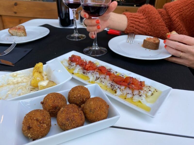 Barcelona: Evening Tapas Tour in the Poble-Sec neighbourhood - Exploring Barcelona’s Hidden Culinary Gem: The Evening Tapas Tour in Poble-Sec