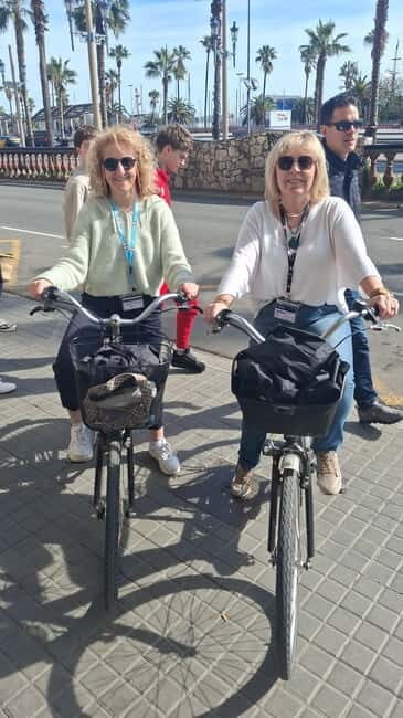 Barcelona: explore the city center and the beach on an electric scooter and e-bike - Exploring Barcelona from a New Perspective