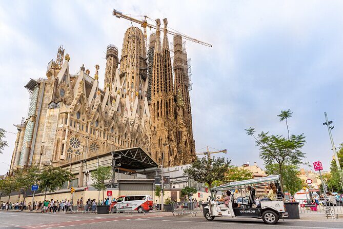 Barcelona Express Tour in a Private Eco Tuk Tuk - An in-Depth Look at the Eco Tuk Tuk Experience