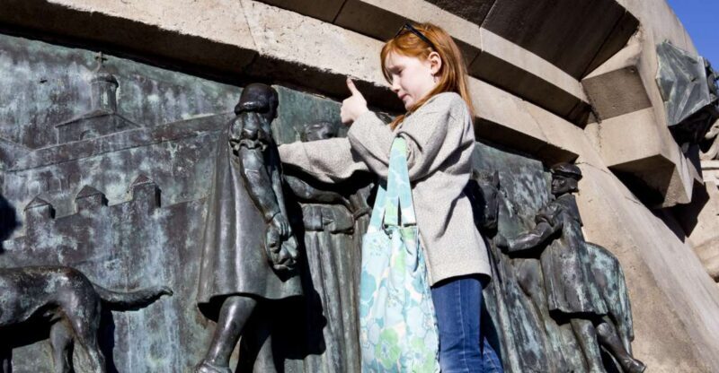 Barcelona: Family Tour in the Footsteps of Columbus - An Engaging Family Journey Through Barcelona’s Maritime Past