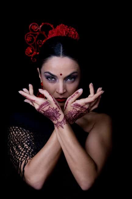 Barcelona: Flamenco Dance Class for Beginners at the Flamenco Theater - The Sum Up