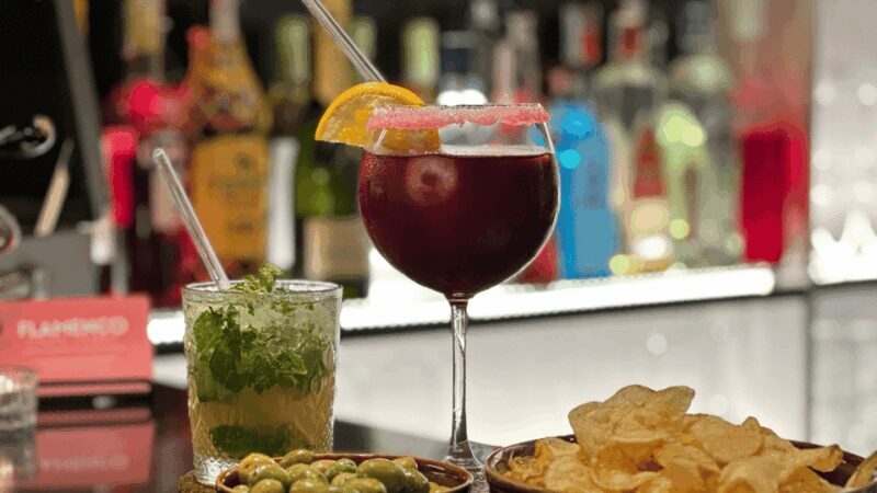 Barcelona: Flamenco Premium Show and Tour Guitar Museum - A Closer Look at the Experience