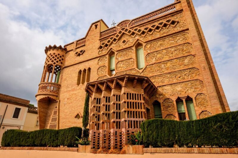 Barcelona: Full-Day Private Tour of Gaudi's Lesser-Known Art - Who Is This Tour Best For?