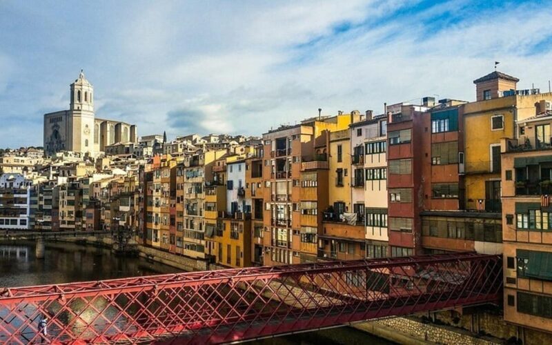 Barcelona: Girona Private Day Trip with Local Guide - A Closer Look at the Girona Day Trip