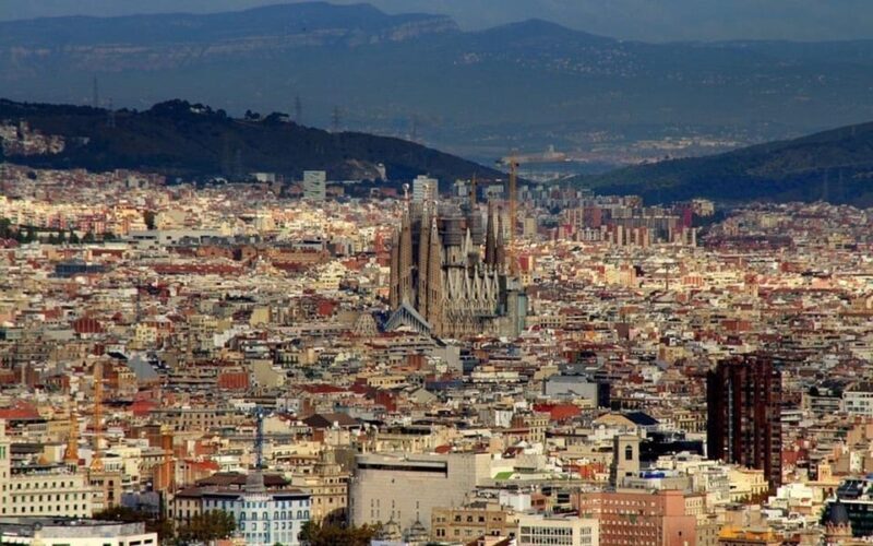 Barcelona: Girona Private Day Trip with Local Guide - FAQ