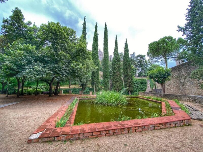 Barcelona: Girona Province Day Trip with Dali Museum Entry - Practical Considerations