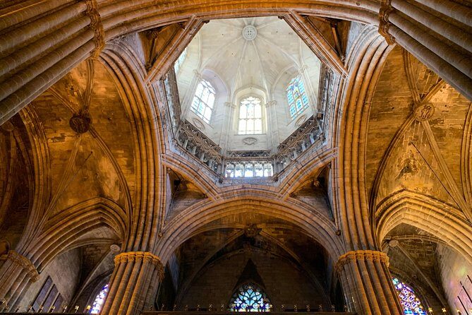 Barcelona: Gothic Paths, Tapas & Sagrada Familia Private Tour - Experience the Best of Barcelona: Gothic Paths, Tapas & Sagrada Familia Private Tour