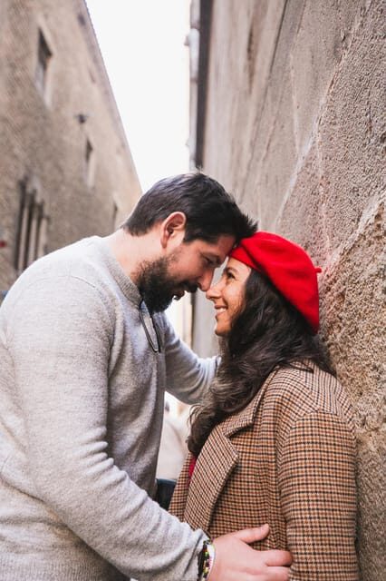 Barcelona: Gothic Quarter Private Photoshoot Experience - What’s Included and How It Works