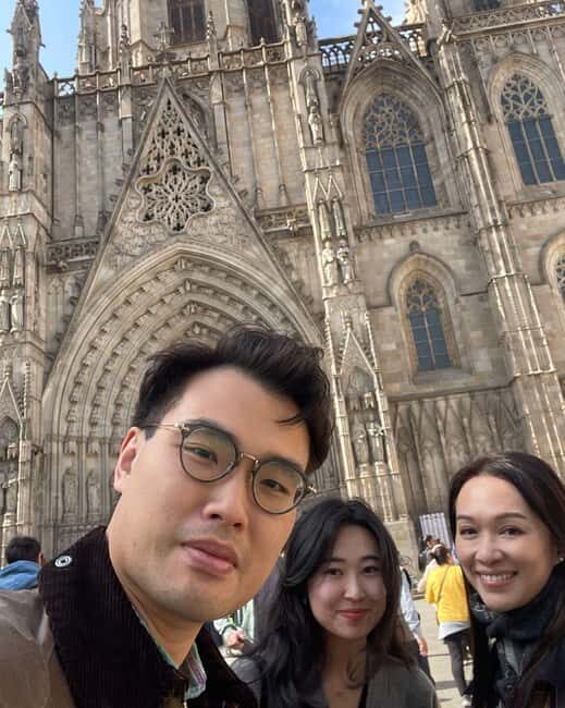 Barcelona: Gothic Quarter Walking Tour +Flamenco Show Option - Exploring Barcelonas Gothic Quarter: A Guided Walking Tour with Optional Flamenco Show