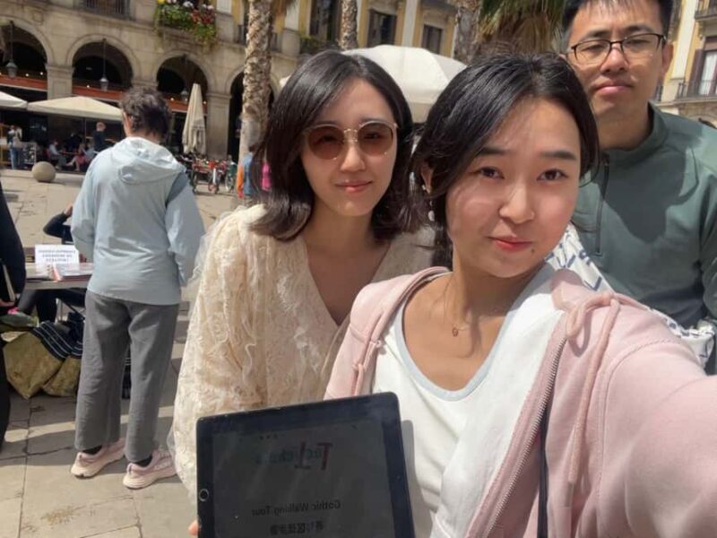 Barcelona: Gothic Quarter Walking Tour +Flamenco Show Option - Analyzing the Value