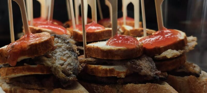 Barcelona: Guided Wine and Tapas Tour with Tastings - Exploring the Barcelona Wine and Tapas Tour