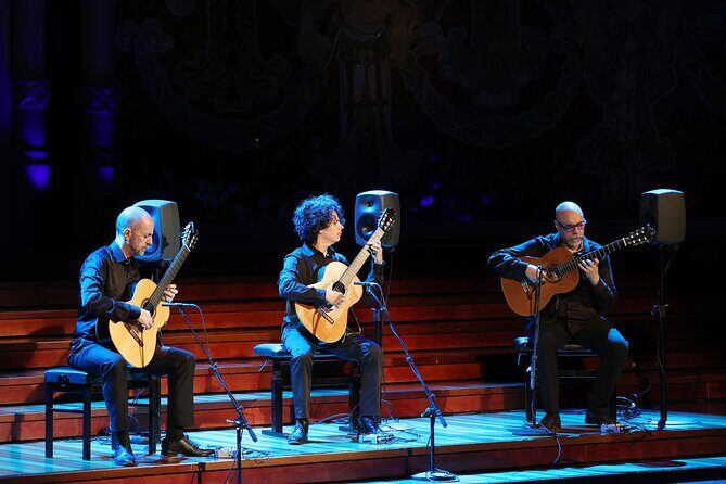 Barcelona Guitar Trio & Dance at the Palau de la Musica - FAQ