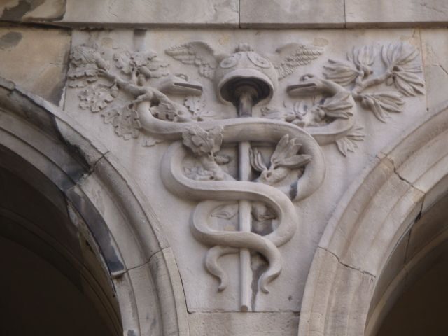 Barcelona: Hidden Secrets City Tour in German or English - Experience the Hidden Side of Barcelona with a Unique City Tour