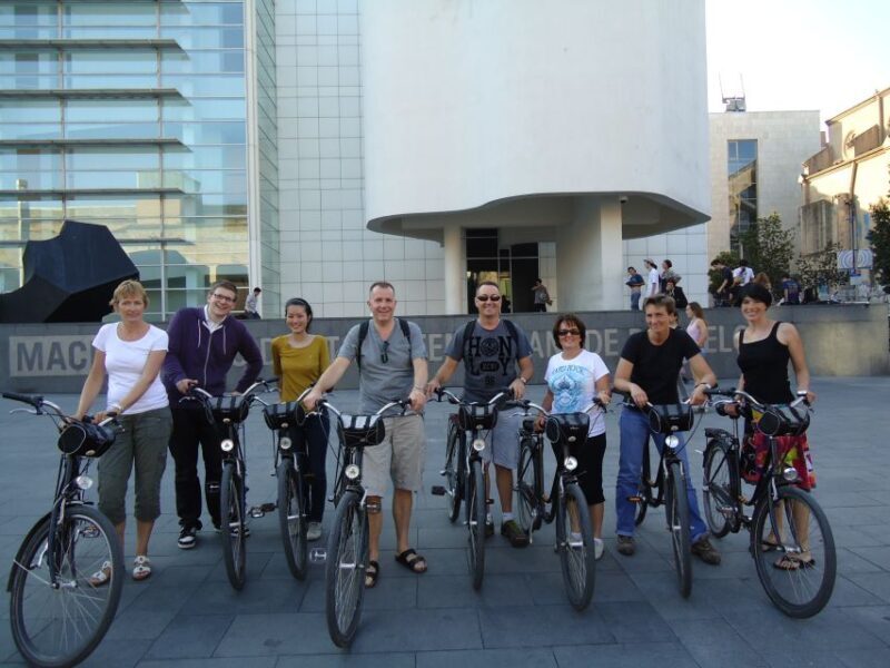 Barcelona Highlights Bike Tour: Cycle along the beach! - Frequently Asked Questions