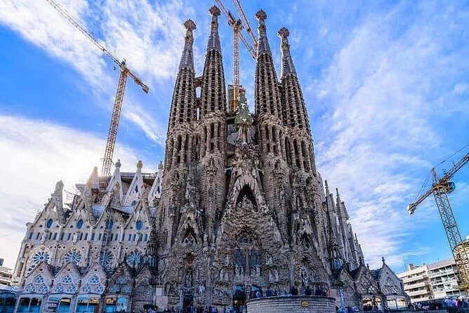 Barcelona Highlights Private Guided Tour - Who is This Tour Best For?
