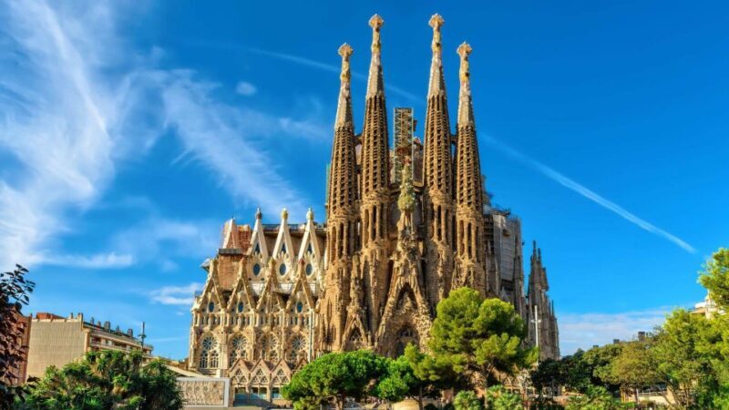 Barcelona Highlights Small Group Half-Day Tour with Pickup - Final Thoughts