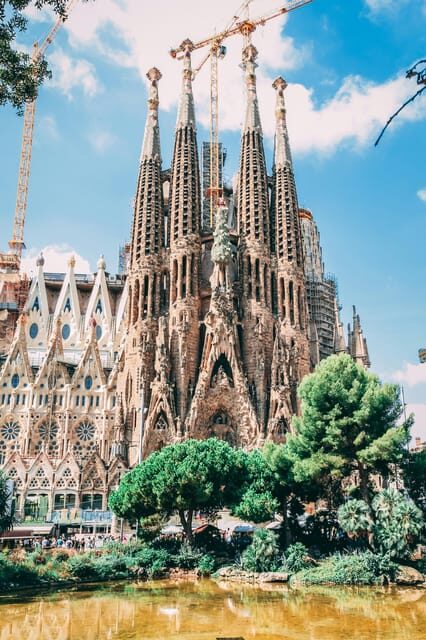 Barcelona Highlights: The Best of Gaudi On Segway - Why This Tour Stands Out