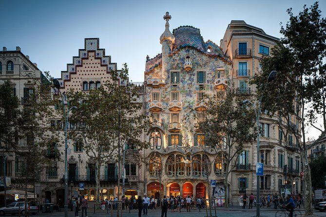 Barcelona in 1 Day: Sagrada Familia, Park Guell,Old Town & Pickup - Who This Tour Is Perfect For