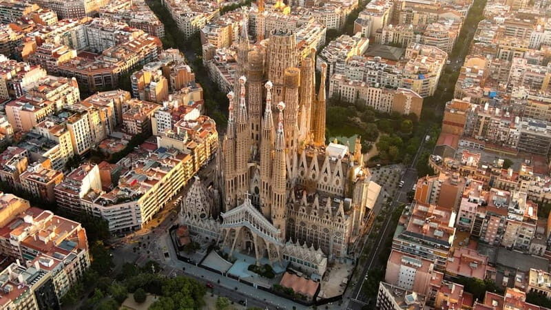 Barcelona in a Day: 6-Hour Scenic & Cultural Highlights Tour - Who Will Love This Tour?