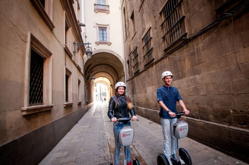 Barcelona Insiders Segway Tour 1.5h - Group Dynamics & Guide Expertise