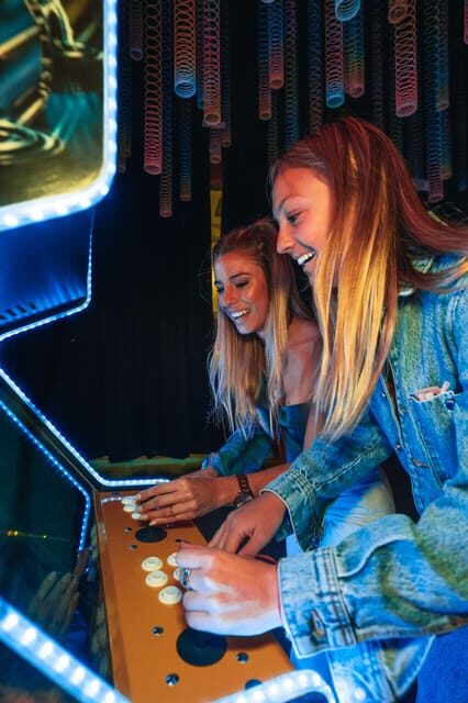 Barcelona: Interactive Art Installation by IKONO - Why the Experience Works for Travelers