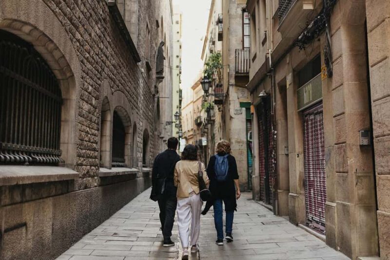 Barcelona Jewish & Gothic Tour Summer Deal Now On - Who Is This Tour Perfect For?