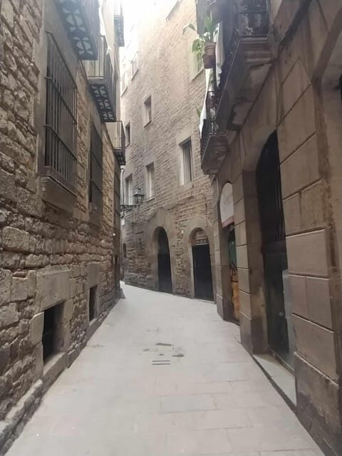 Barcelona: Jewish Tour by a Jewish guide - Who Should Consider This Tour?