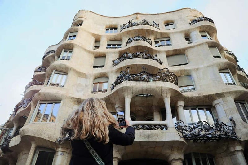 Barcelona: La Pedrera Private Tour with Casa Batlló Ticket - FAQ