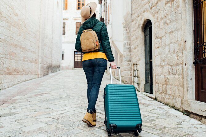 Barcelona Luggage Storage - What to Expect During Drop-Off and Pickup