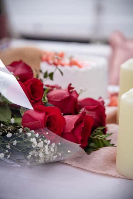 Barcelona: Marriage Proposal on a Sailboat - Key Points