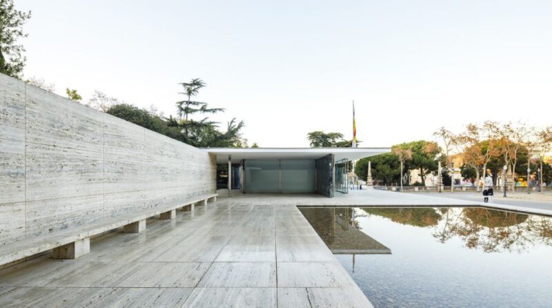 Barcelona: Mies van der Rohe Pavilion Ticket and Audio Guide - Navigating the Pavilion: What to Expect