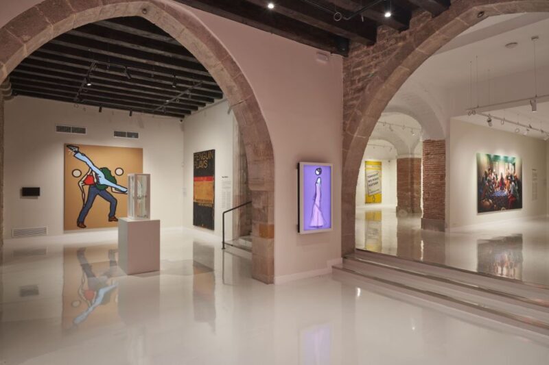 Barcelona: Moco Museum Private Guided Tour - Highlights of the Galleries