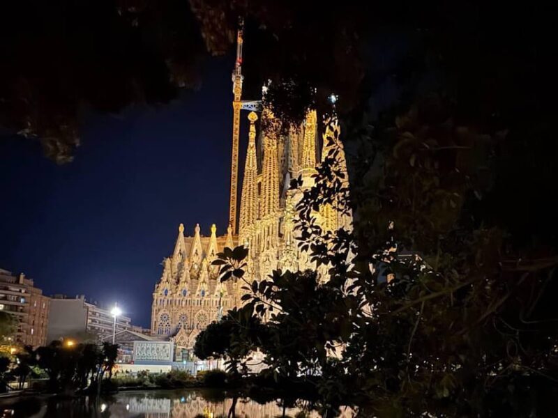 Barcelona: Mysteries and Legends Night Tour - Authentic Reviews and Insights