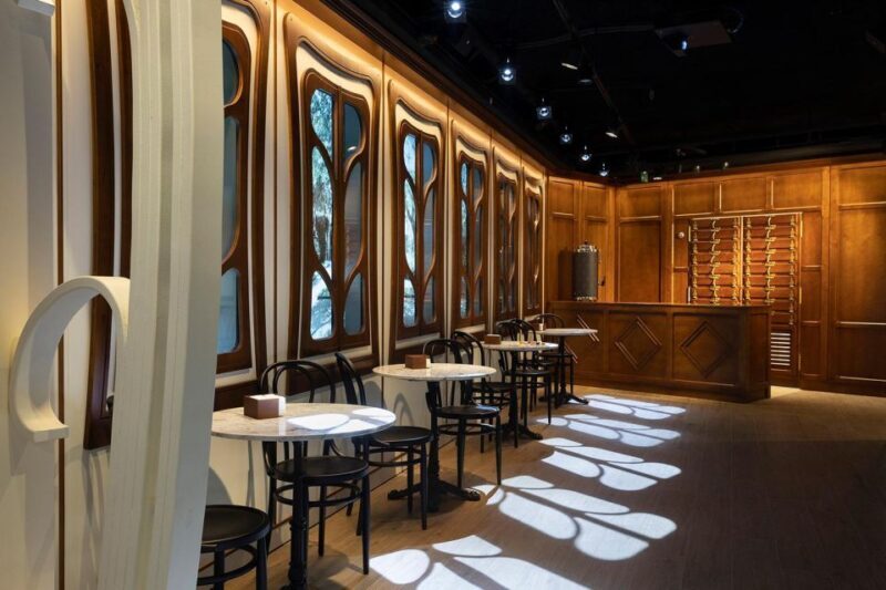 Barcelona: Nougat and Chocolate Museum Tour with Tasting - Authenticity and Atmosphere