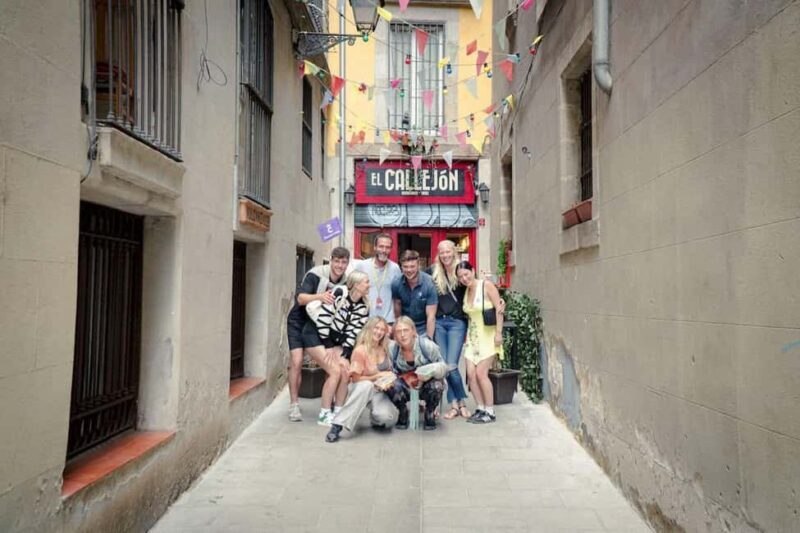 Barcelona: Old City Hidden Gems, Tapas, & Drinks Guided Tour - Authentic Experience with Passionate Guides