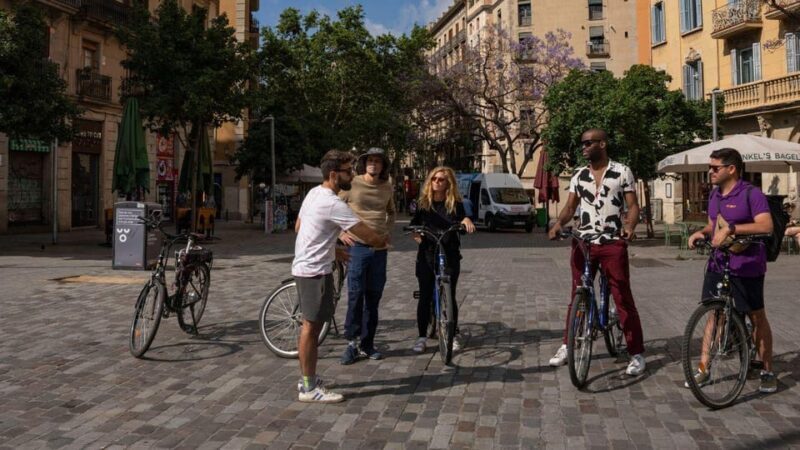 Barcelona: Old Markets with Tasting Tapas E-bike Tour - Key Points