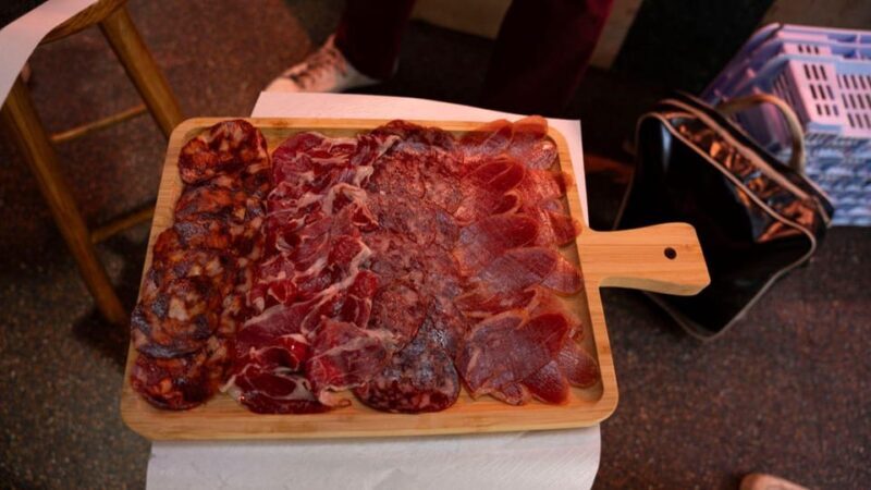Barcelona: Old Markets with Tasting Tapas E-bike Tour - Analyzing the Value
