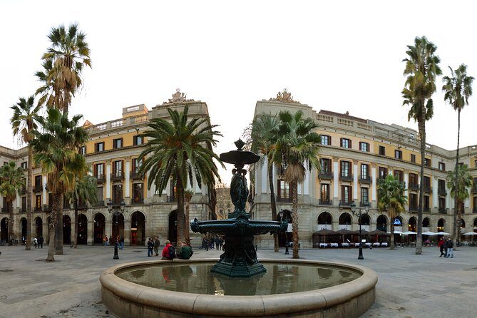 Barcelona Old Town Night Small Group Tour with Tapas & Flamenco - FAQ