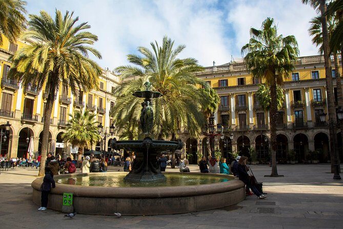 Barcelona Old Town Private Walking Tour - A Detailed Look at the Tour Experience
