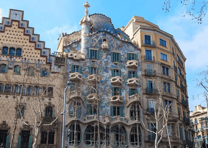 Barcelona: Old Town Private Walking Tour of Past and Present - FAQs