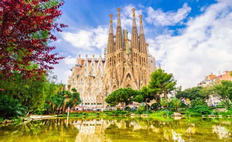 Barcelona Old Town Tour with Family-friendly Attractions - Practical Details and What to Expect