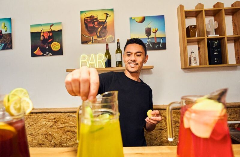 Barcelona: Paella Cooking Class with Market Visit and More - Key Points