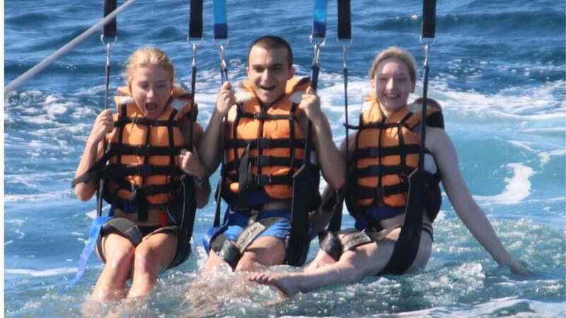 Barcelona: Parasailing with panoramic views over the sea - Key Points