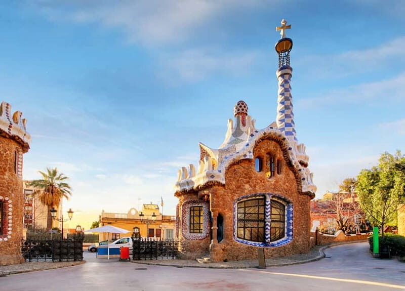Barcelona: Park Güell Guided Tour with Skip the Line Ticket - Practical Considerations